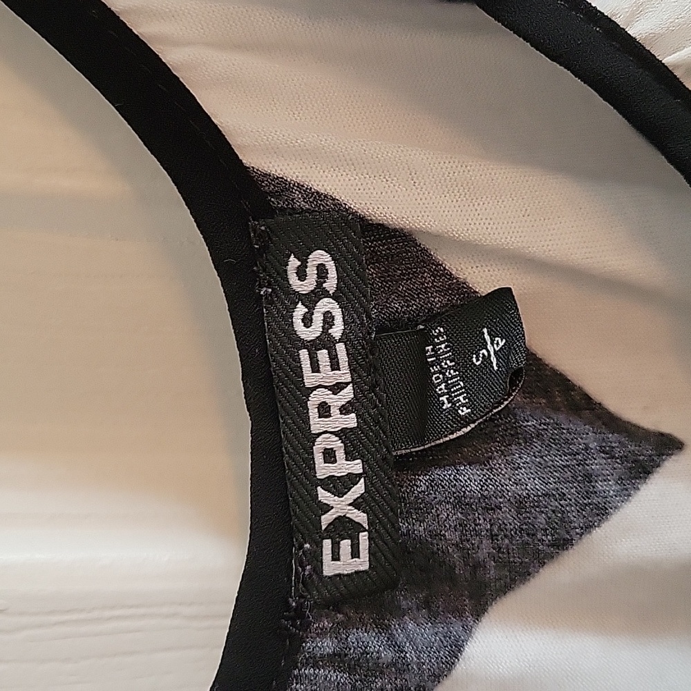 Express Top - Picture 3 of 4